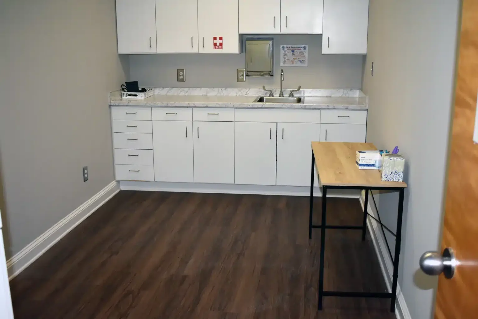serenity-grove-mental-health-facility-sink-area